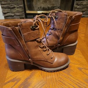 Womens boots